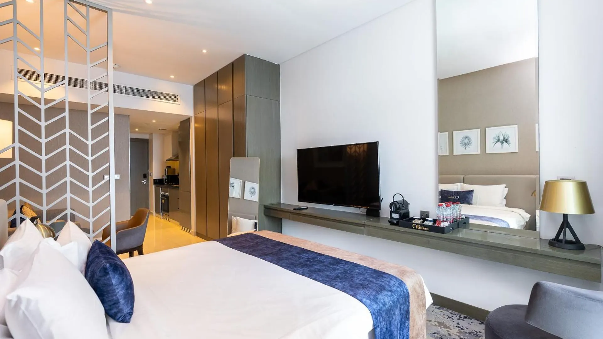 Citi Home Prive By Damac With Burj Khalifa View Дубай Апартаменты